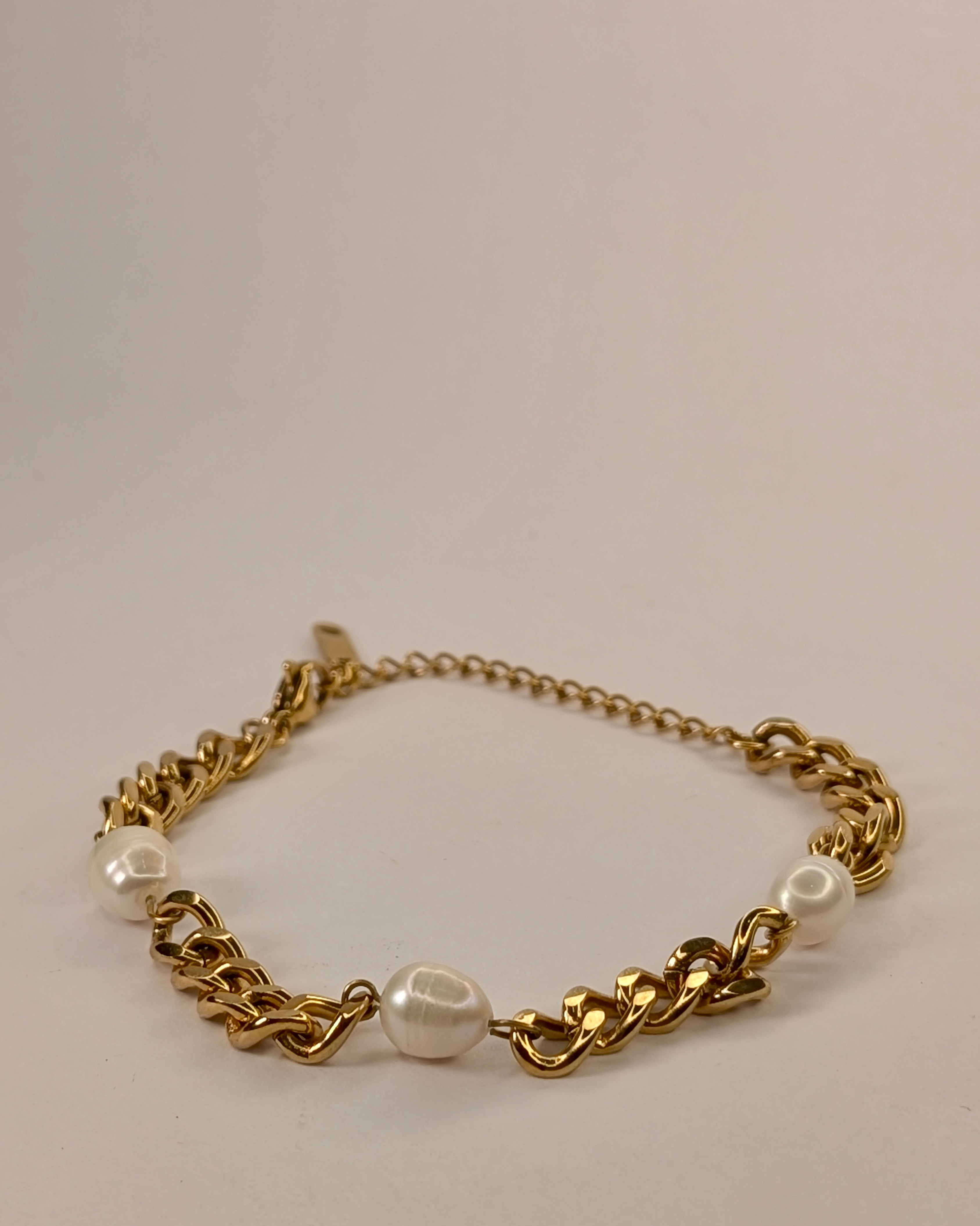 Woven Pearls